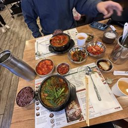 Yuk Gae Jang & Tta Roh Guk Bap Yuk Gae Jang & Tta Roh Guk Bap