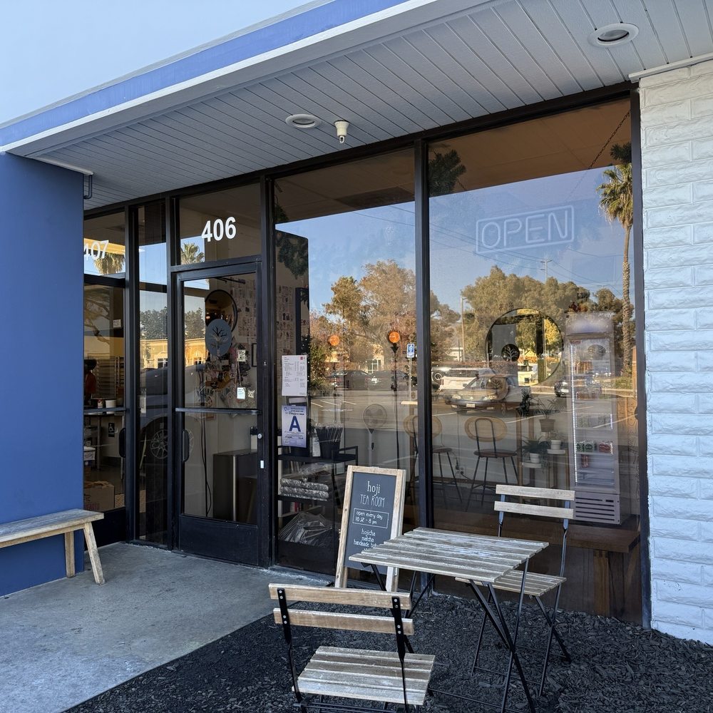 Hoji - Outside Look - Bubble Tea Near Me - Redlands, California