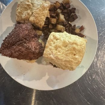 Bridge Cafe and Bistro - Chicken and biscuits. So good! - Coffee & Tea Near Me - Hurricane, West Virginia