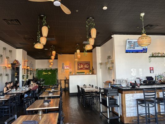 Flamin' Thai & Sushi Northeast by null