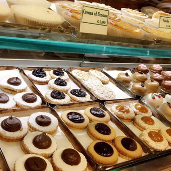 Giolitti - Gelato Near Me - Rome, RM