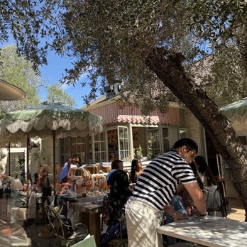 Clementine - Outside seating - Mediterranean Near Me - Yountville, California Clementine - Outside seating - Mediterranean Near Me - Yountville, California