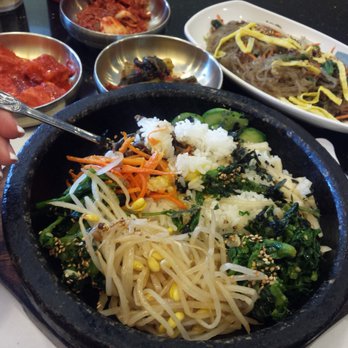 Yigah Restaurant - 8/2016 mixing the stone pot bibimbap - Korean Near Me - Irvine, California