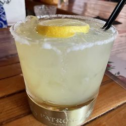 Los Antojitos Restaurant & Bar - Skinny margarita