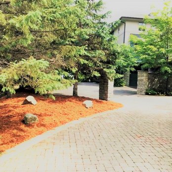 A Helping Hand Yard Maintenance - Landscape Design - Landscaping Near Me A Helping Hand Yard Maintenance - Landscape Design - Landscaping Near Me