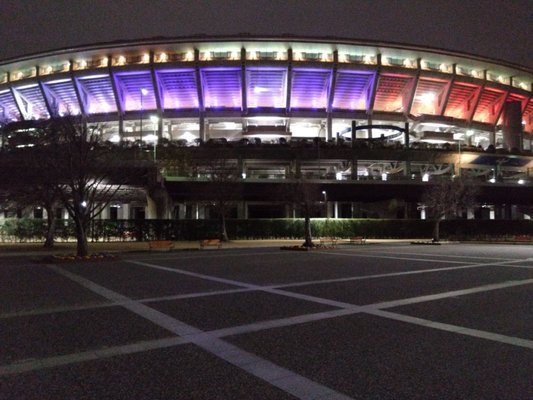 Nissan Stadium by null