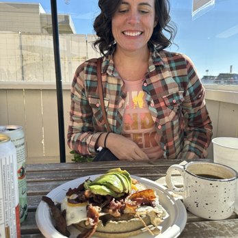 The Hidden Kitchen - Slo Sunrise - Juice Bars & Smoothies Near Me - Cayucos, California