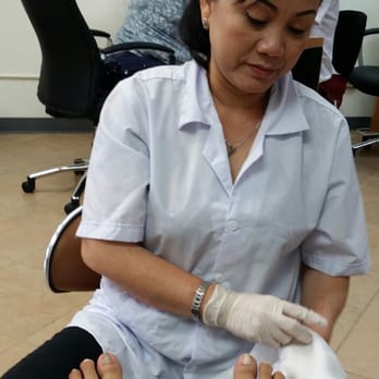 Ellen Nails - Han the nail tech :) - Nail Salons Near Me - Honolulu, Hawaii