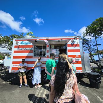 Leonard's Bakery - Food Trucks Near Me - Kaneohe, Hawaii