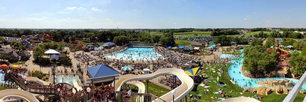 Hurricane Harbor Rockford by null