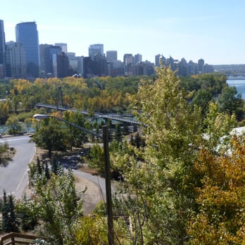 McHugh Bluff - Dog Parks Near Me - Calgary, Alberta McHugh Bluff - Dog Parks Near Me - Calgary, Alberta