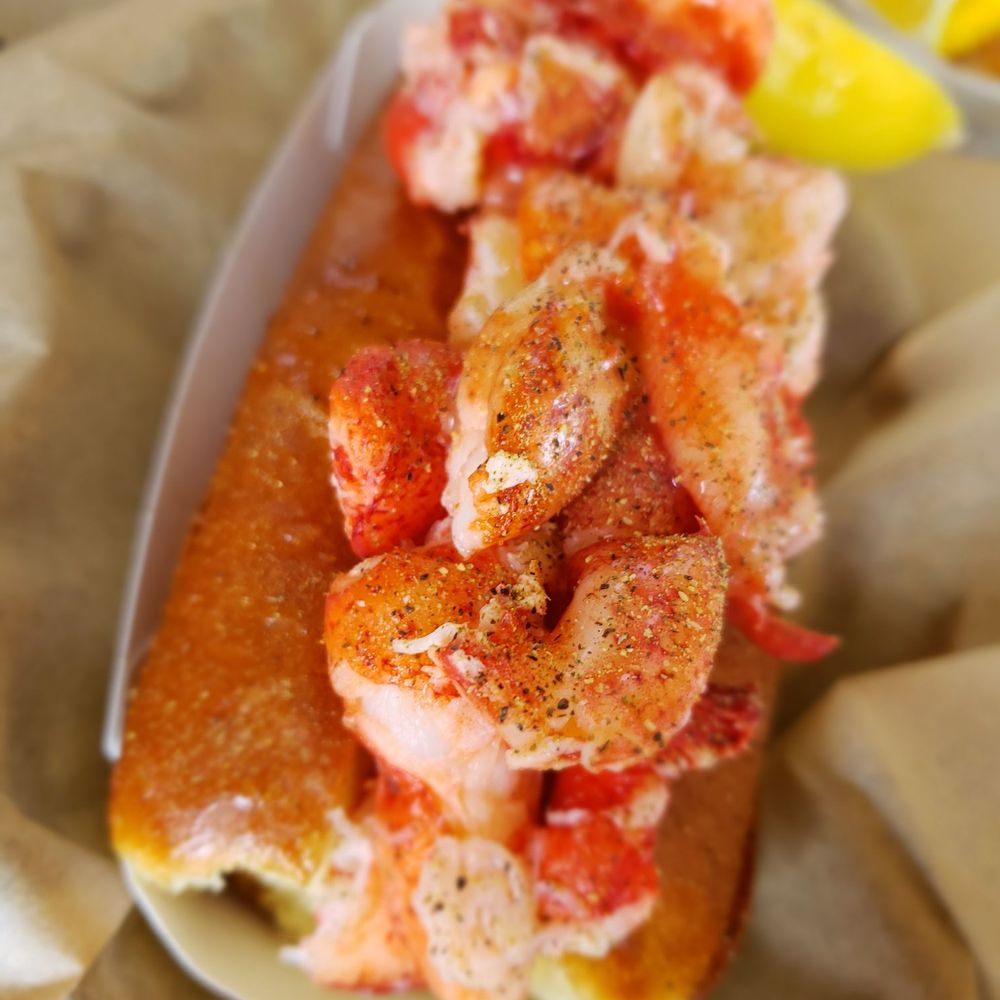 Lobster West - Lobster roll - Seafood Near Me - Encinitas, California Lobster West - Lobster roll - Seafood Near Me - Encinitas, California