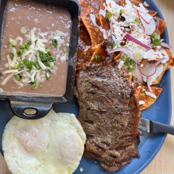 Gina's Kitchen +Catering - Chilaquiles with steak. Amazing taste! - Breakfast & Brunch Near Me - Rancho Cucamonga, California