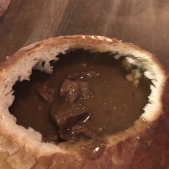 Kurna Chata - Beef goulash in a bread bowl - Polish Near Me - Wrocław, DS