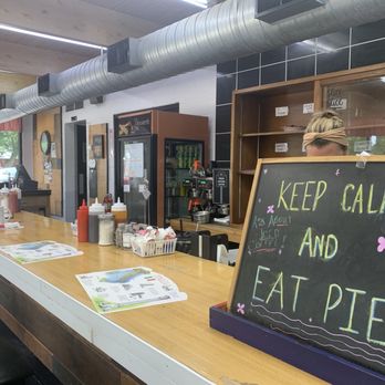 The Little Pie Shop & Cafe - Cafes Near Me - Ashtabula, Ohio