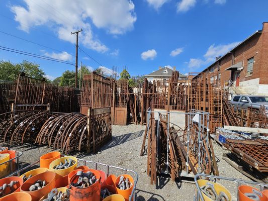 Black Dog Salvage by null