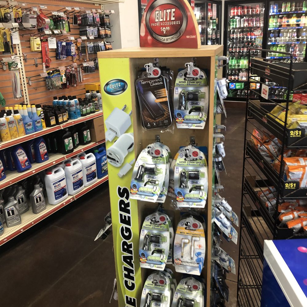 UNIVERSITY MARKET Updated August 2024 29 Photos 794 W Shaw Ave