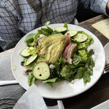 Hennessey's Tavern - Salad - Irish Near Me - Hermosa Beach, California Hennessey's Tavern - Salad - Irish Near Me - Hermosa Beach, California