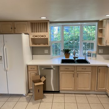 Pacific Northwest Home Improvement - Giving this kitchen a make over. - General Contractors Near Me Pacific Northwest Home Improvement - Giving this kitchen a make over. - General Contractors Near Me