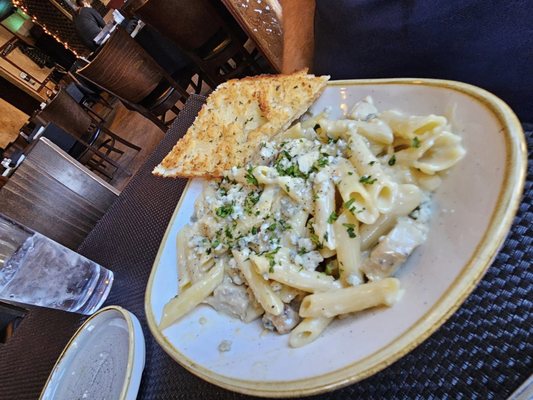 Luciano's Italian Restaurant by null