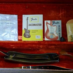 Joe's Vintage Guitars - Everything that came with it new in 1962!