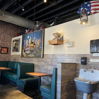 Jack Cawthon's Bar-B-Que - Inside - Barbeque Near Me - Nashville, Tennessee Jack Cawthon's Bar-B-Que - Inside - Barbeque Near Me - Nashville, Tennessee