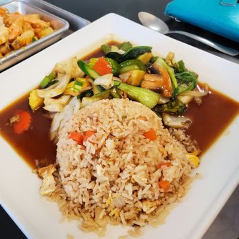 Thai Taste - Fried rice and veggies - Thai Near Me - Springdale, Arkansas