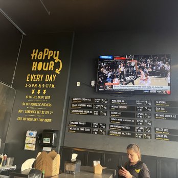 The Block Bar & Grill - Happy Hour times and beer options - American Near Me - Great Falls, Montana