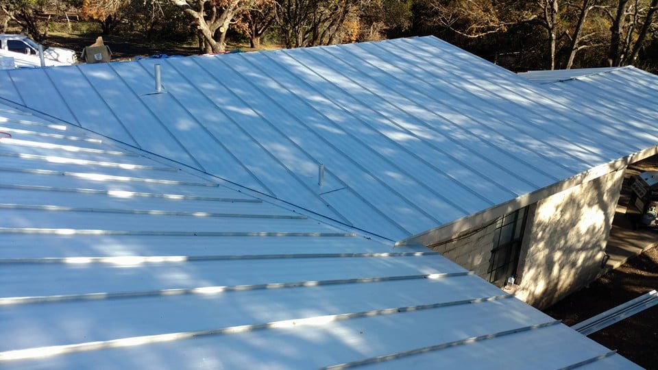 Slide of Mr. Roofing Contractors