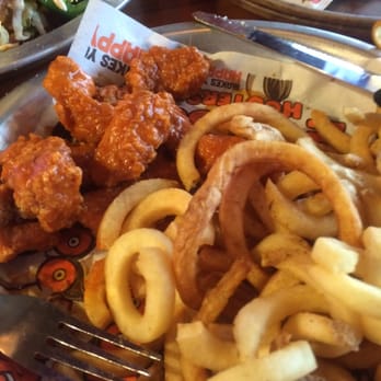 Hooters - Boneless wings look great - American Near Me - Memphis, Tennessee Hooters - Boneless wings look great - American Near Me - Memphis, Tennessee