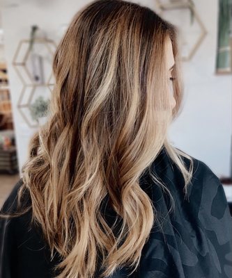 Nightbird Salon by null