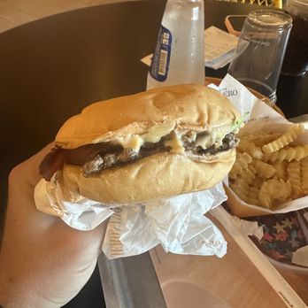 Jeronimo Burger - Burgers Near Me - Santa Monica, South Carolina Jeronimo Burger - Burgers Near Me - Santa Monica, South Carolina