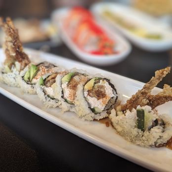 Taizzi Sushi - Memorial - a close up of a sushi - Japanese Near Me - Houston, Texas Taizzi Sushi - Memorial - a close up of a sushi - Japanese Near Me - Houston, Texas