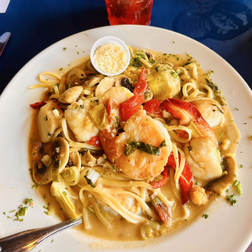 Boston Sail Loft - Sauteed Seafood Portofino - Bars Near Me - Boston, Massachusetts Boston Sail Loft - Sauteed Seafood Portofino - Bars Near Me - Boston, Massachusetts