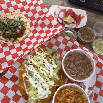 Tacos Los Barrios - Al Pastor Taco, Chile Relleno , rice, beans - Tacos Near Me - Las Vegas, Nevada Tacos Los Barrios - Al Pastor Taco, Chile Relleno , rice, beans - Tacos Near Me - Las Vegas, Nevada