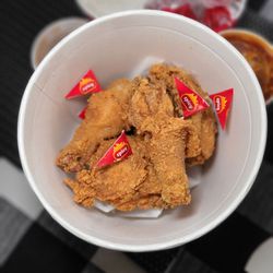 Jollibee - 6pc Spicy Chicken Joy