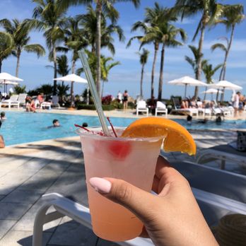 Hawks Cay Resort - Refreshing Grapefruit cocktail - Resorts Near Me - Duck Key, Florida Hawks Cay Resort - Refreshing Grapefruit cocktail - Resorts Near Me - Duck Key, Florida