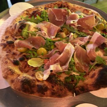 Old School Pizzeria - Vegas Meets Italy- 5/5 stars my fave if you like the perfect balance of sweet and savory & like goat cheese. - Pizza Near Me - Las Vegas, Nevada