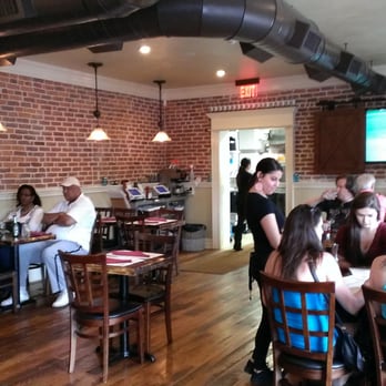 The Bayou - Dining area to the right in the great room. - New American Near Me - Bethlehem, Pennsylvania The Bayou - Dining area to the right in the great room. - New American Near Me - Bethlehem, Pennsylvania