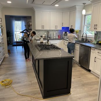 DAMAS Cleaning - Vacuum floors and cleaning kitchen - Home Cleaning Near Me - Loganville, Georgia