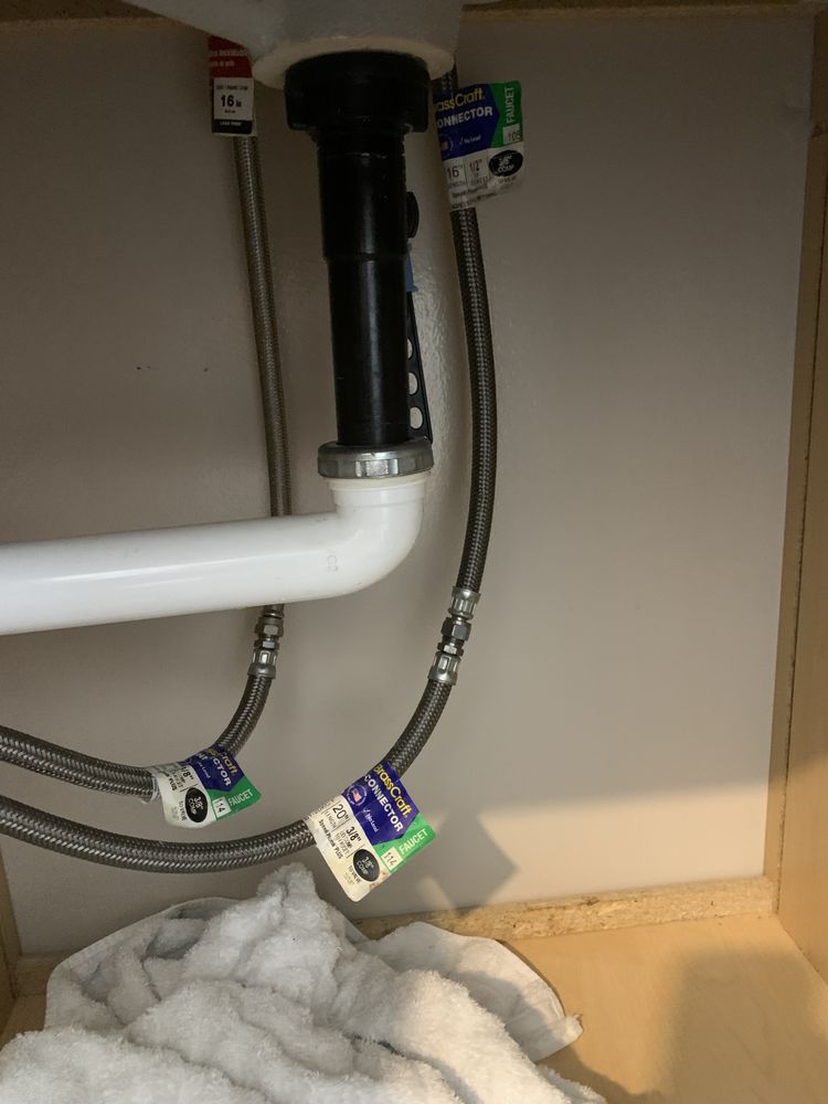 Slide of Centerville Garage Doors