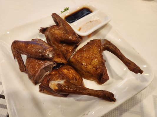 Sun Sui Wah Seafood Restaurant by null