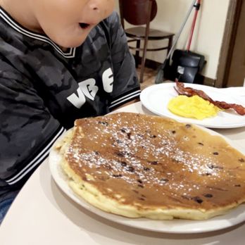 Recipe Box Brunch Hub - Chocolate Chip Pancake! - American Near Me - Brandon, Florida Recipe Box Brunch Hub - Chocolate Chip Pancake! - American Near Me - Brandon, Florida