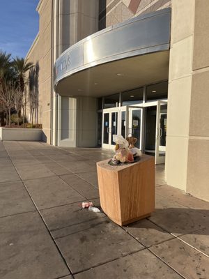 Mershops Galleria at Sunset by null