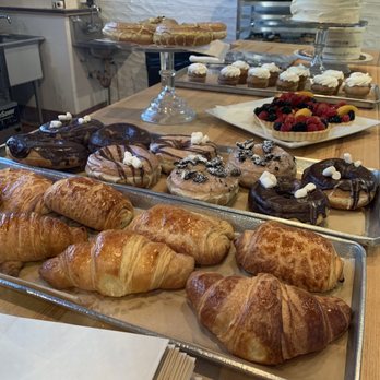 Le Petit Monstre - Croissants & Donuts - Patisserie/Cake Shop Near Me - Brooklyn, New York