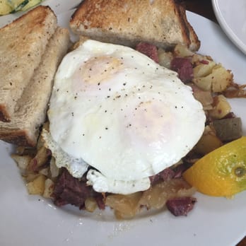 Sam's Log Cabin - This was my absolute favorite! The corn hash! - Breakfast & Brunch Near Me - Albany, California