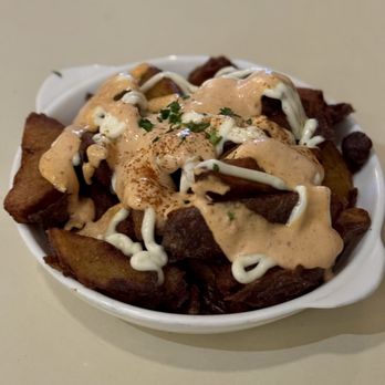The Well - Papas Bravas - Bars Near Me - Oakland, California