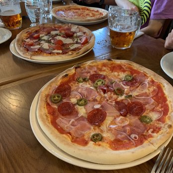 Piccolo Mondo - Mexicana, Tyrol, margherite - Pizza Near Me - Prague, Puerto Rico Piccolo Mondo - Mexicana, Tyrol, margherite - Pizza Near Me - Prague, Puerto Rico