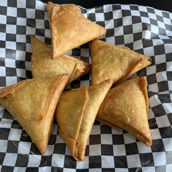 Dhaka Kitchen - Chicken Samosa - Halal Near Me - Corona, California Dhaka Kitchen - Chicken Samosa - Halal Near Me - Corona, California