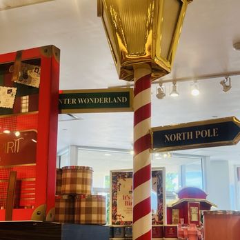 Bath & Body Works - Cosmetics & Beauty Supply Near Me - Los Angeles, California